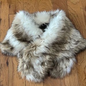 Fur shawl